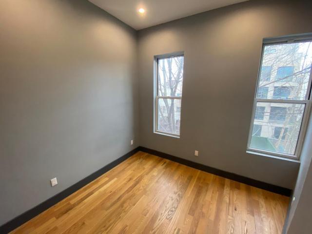 Building Photo - 4 bedroom in BROOKLYN NY 11221