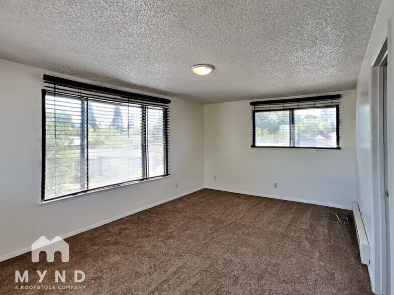 Building Photo - 2910 Apollo Way