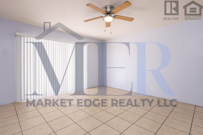 Building Photo - 3Bed/2Bath House at 19th Ave/Camelback! Move-In Ready on 06/11/2026! -- NO HOA! CORNER LOT!
