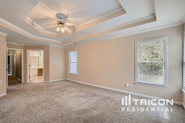 Building Photo - 1315 Bridle Path Dr