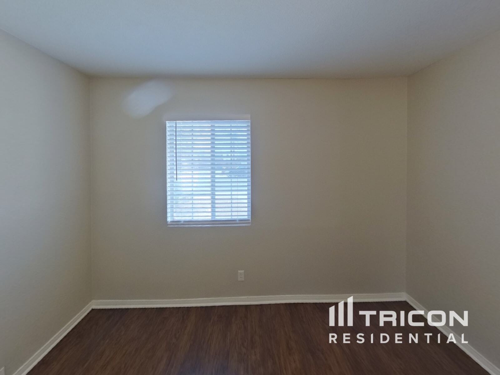 Building Photo - 6112 Granada Cir