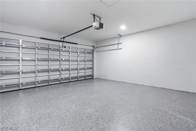 Building Photo - 325 Hermosa Ave