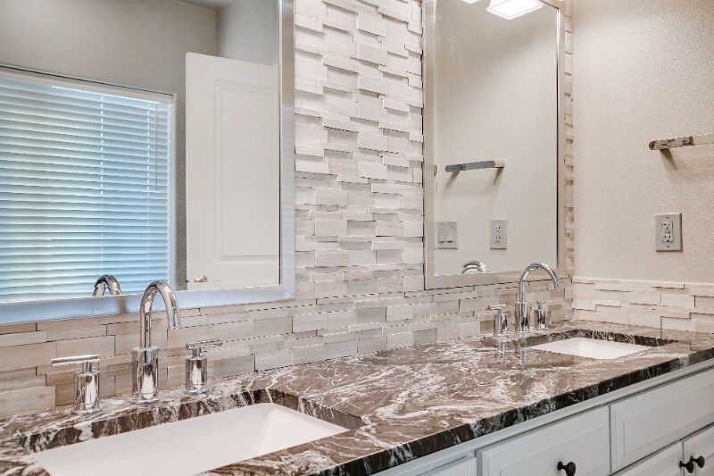Building Photo - 1320 West Meadows Dr NW