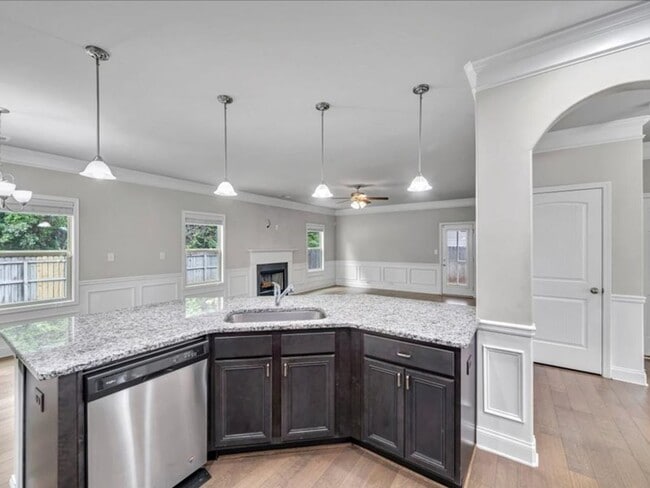 Building Photo - Spacious 4BR Home with Fenced Yard & Community Pool