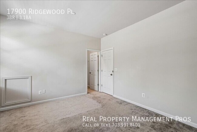 Building Photo - 17900 Ridgewood Pl