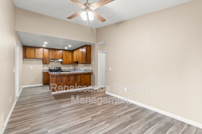 Building Photo - 1394 Pajaro Ave