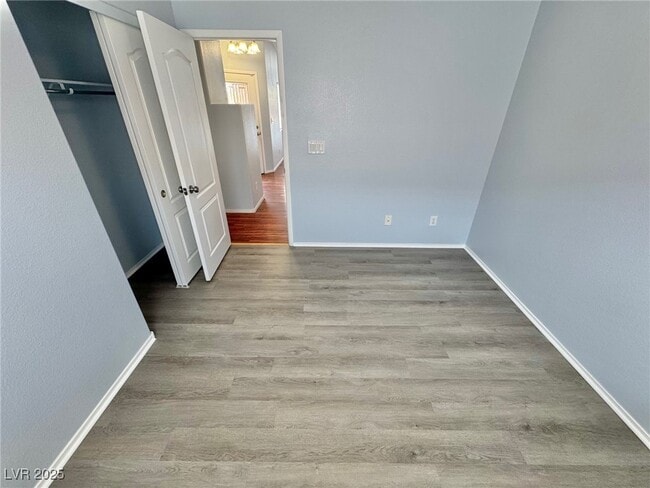 Building Photo - 2276 Chestnut Ranch Ave