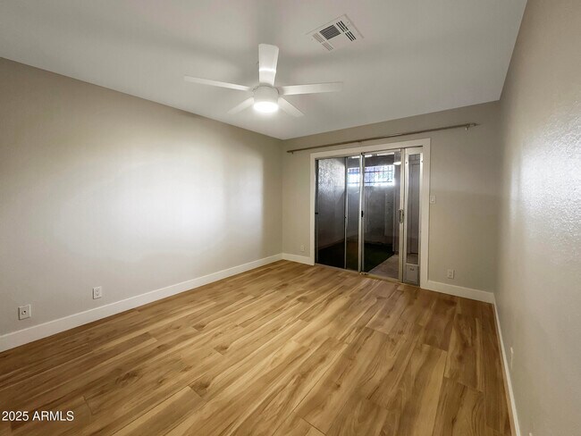 Building Photo - 97 N Cooper Rd