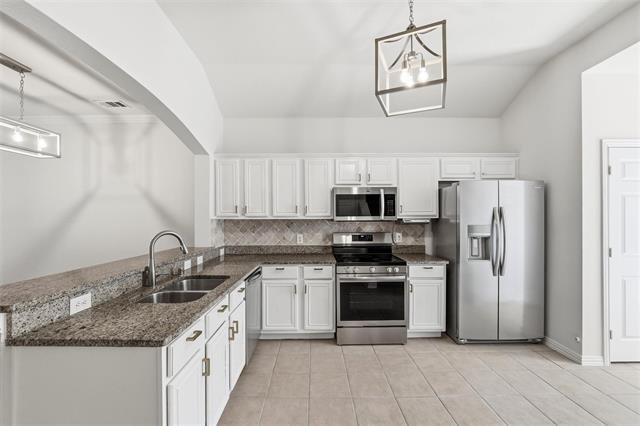 Building Photo - 575 S Virginia Hills Dr