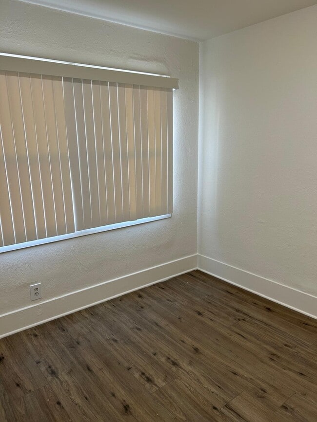 Building Photo - 4525 Orange Ave