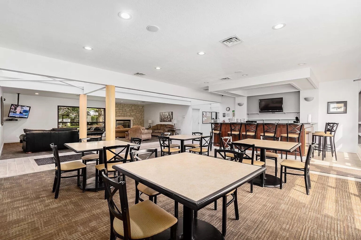 Club house - 2078 Coleman Dr