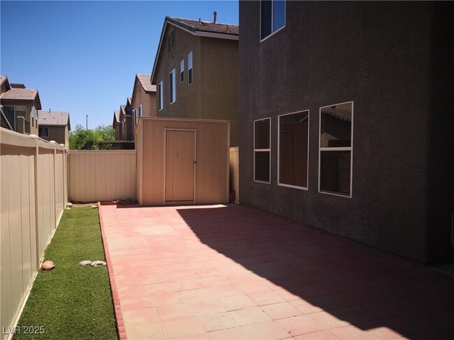 Building Photo - 4952 W Moberly Ave