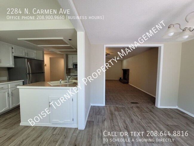 Building Photo - 2284 N Carmen Ave