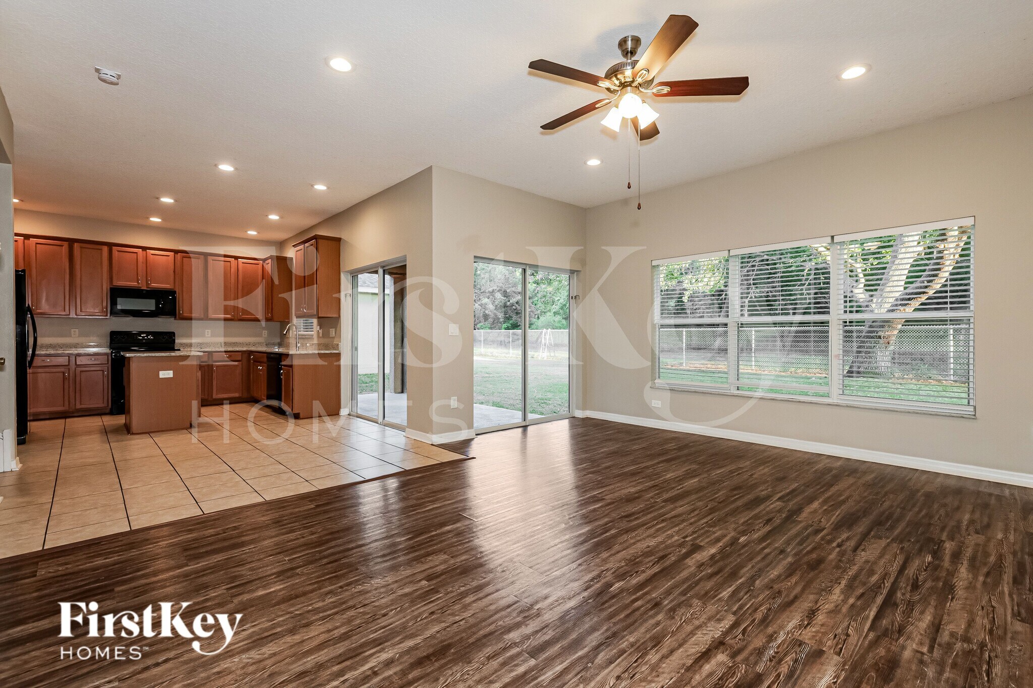 Building Photo - 1335 Emerald Hill Way