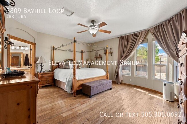 Building Photo - 3809 Bay Hill Loop SE