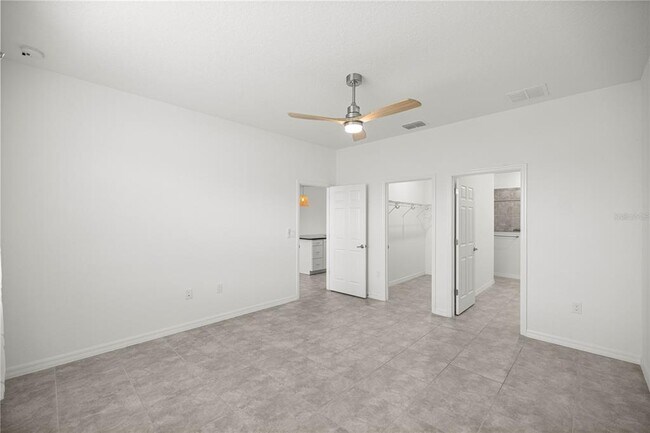 Building Photo - 6304 SW 74th Ter Rd