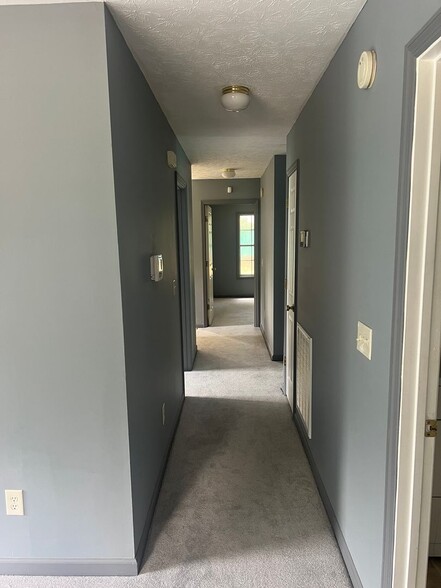 Building Photo - Single Family Home North Dean Area