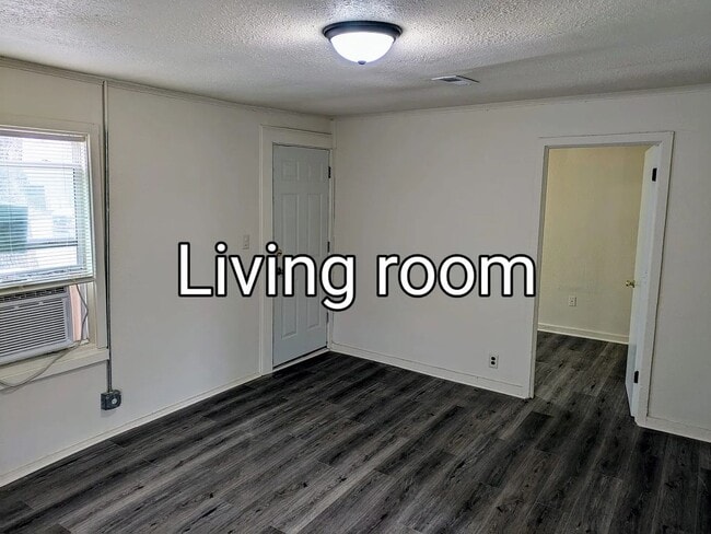Building Photo - Affordable 3BR Rental