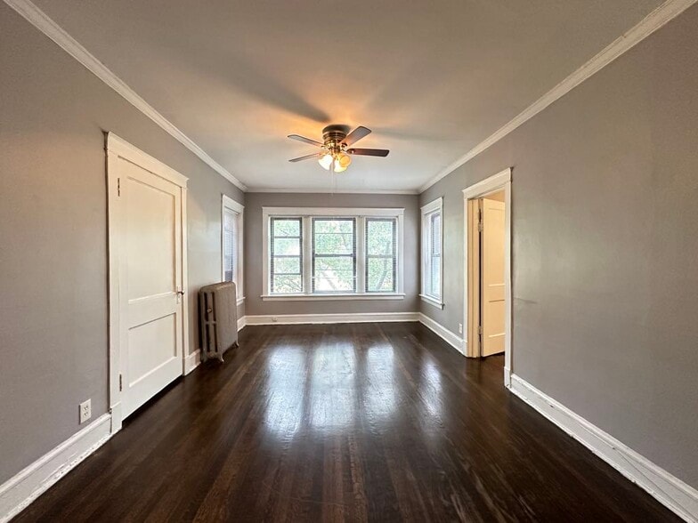 Building Photo - 4446 N Central Park Ave