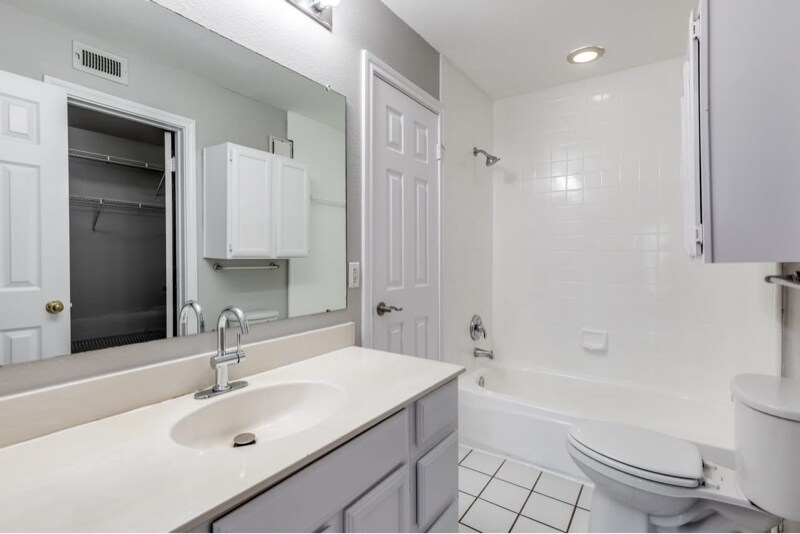 Building Photo - 6804 N Capital of Texas Hwy