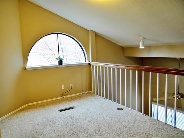 Building Photo - 517 Ranch Trail