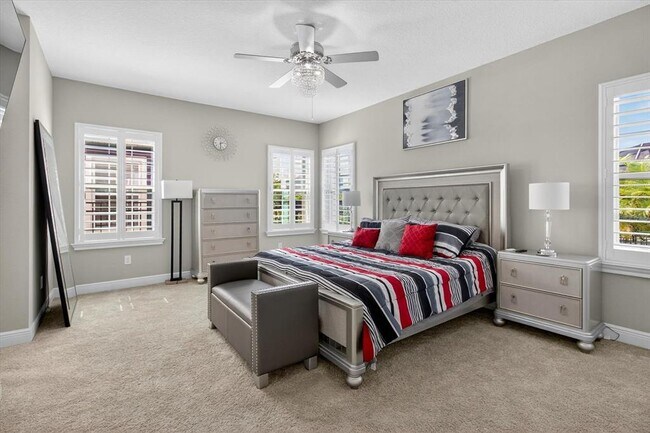 Building Photo - 5612 Del Coronado Dr