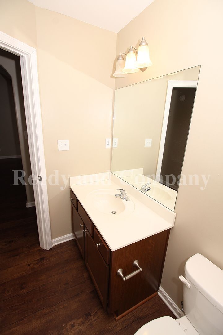 Building Photo - 5527 Mallard Pond Cv