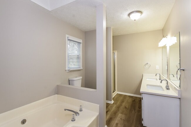 Building Photo - 3258 Willa Way