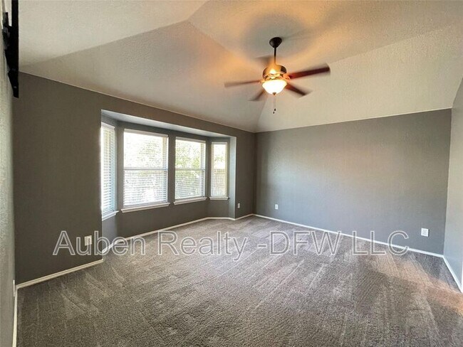 Building Photo - 344 Amethyst Dr