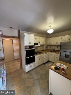 Building Photo - 4720 Chevy Chase Dr