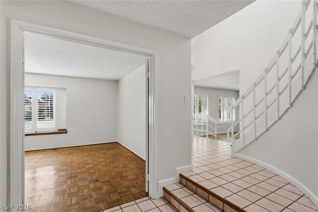 Building Photo - 3321 Basque St