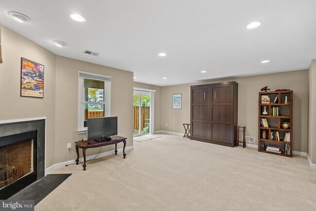 Building Photo - 5944 Wescott Hills Way