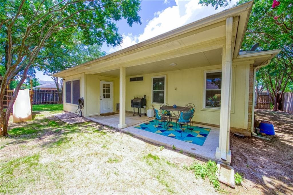 Building Photo - 301 Nicole Way