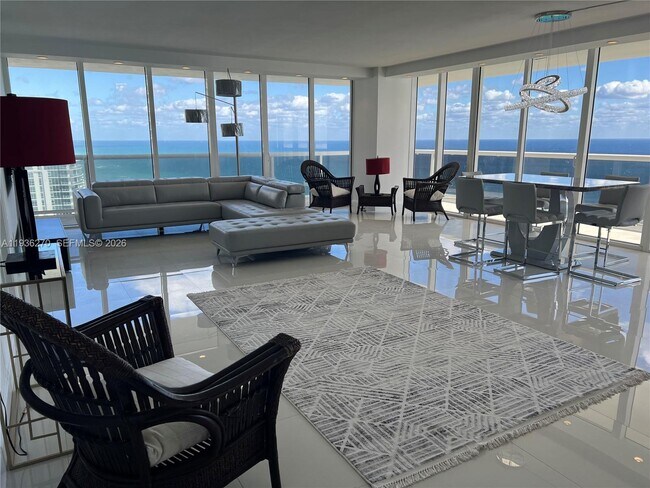 Building Photo - 1830 S Ocean Dr