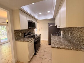 Building Photo - 6797 NE 7th Ave