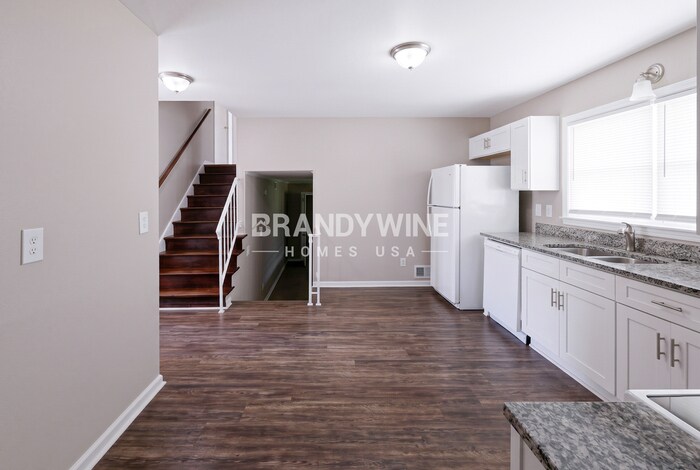 Building Photo - 6232 Lance Ln