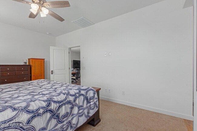 Building Photo - 17031 W Butler Ave