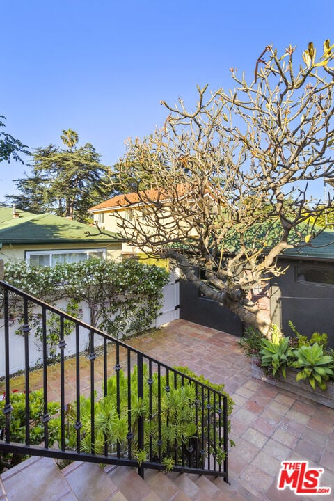 Building Photo - 4182 Irving Pl