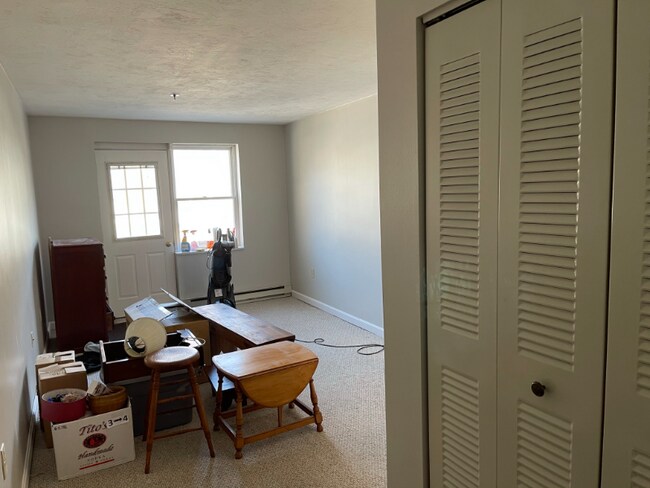 Building Photo - 3 Cook St