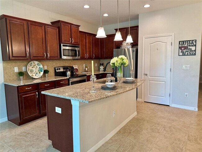 Building Photo - 10415 Butterfly Wing Ct