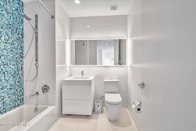 Building Photo - 1101 Ocean Ave N