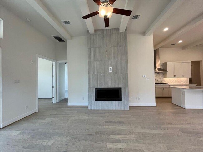 Building Photo - 712 Faith Dr