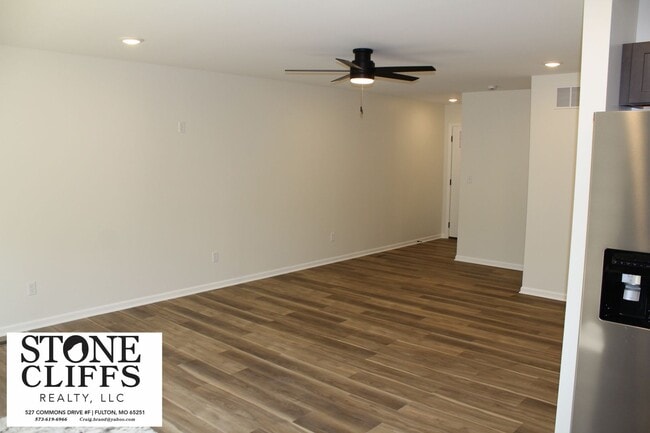 Building Photo - 904 Scott Station Rd