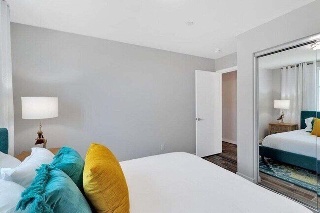 Building Photo - 12576 Sylvanus Dr