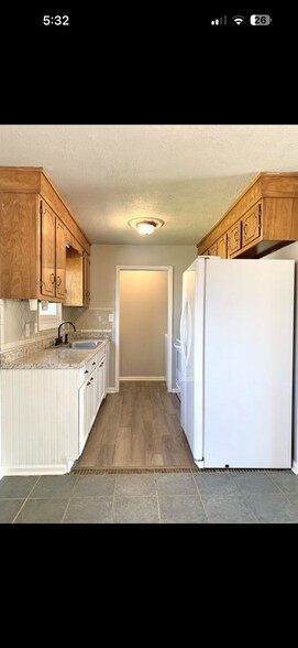 Building Photo - 219 Jim Thorpe Dr