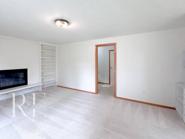 Building Photo - Bright & Spacious Single-Level Home with Dual Living Areas