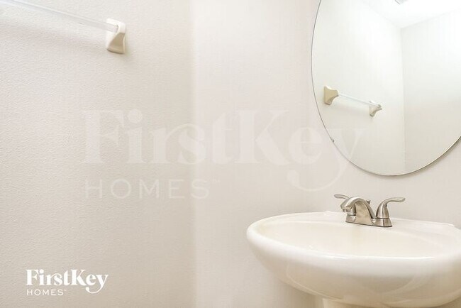 Building Photo - 2323 Dakota Rock Dr