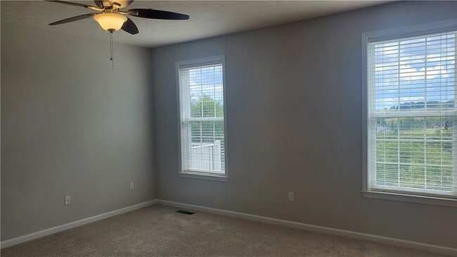 Building Photo - 2310 Flint Dr