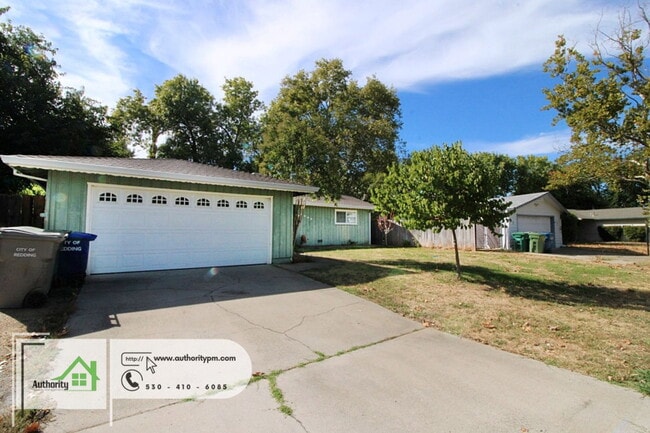 Building Photo - 6482 Leonard Dr