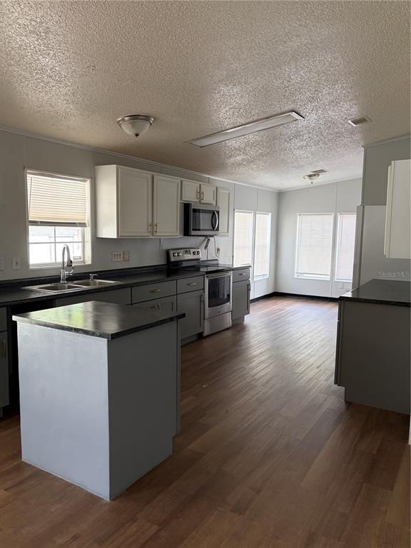 Building Photo - 17536 Eve Dr